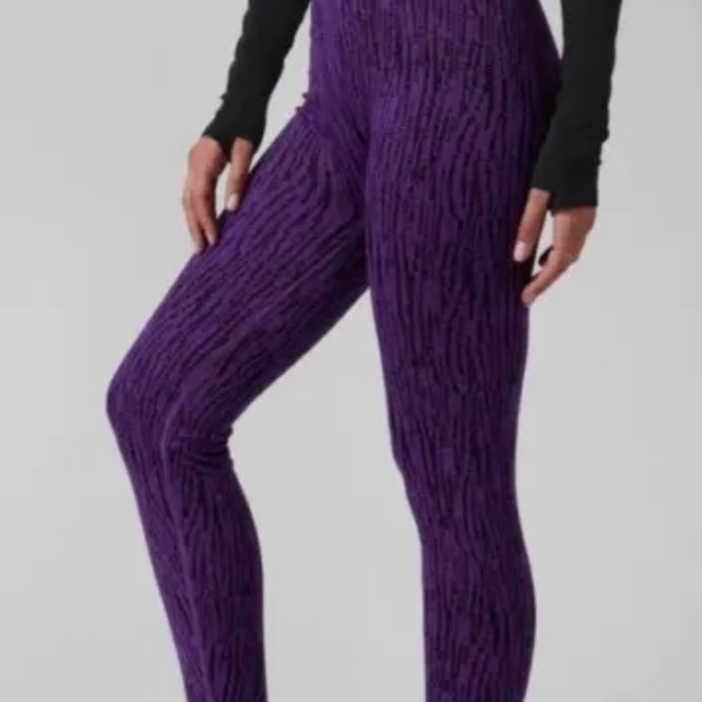 Athleta Flurry Elemental Tight Size XXS Small Purple/Black
